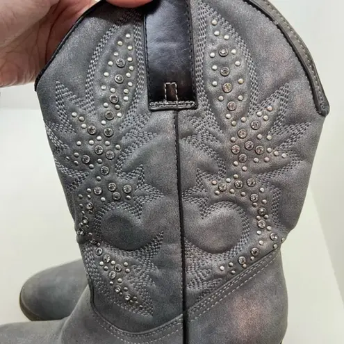 Very Volatile Women's Arienette pull on Boot vegan faux leather rhinestones sz 8