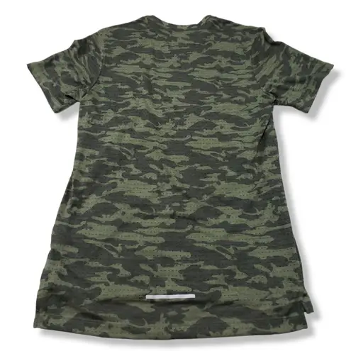 Nike  Running Shirt Size Medium Dri-fit 10 Barrel Brewing Company T-shirt Camo Camouflage Graphic Print 