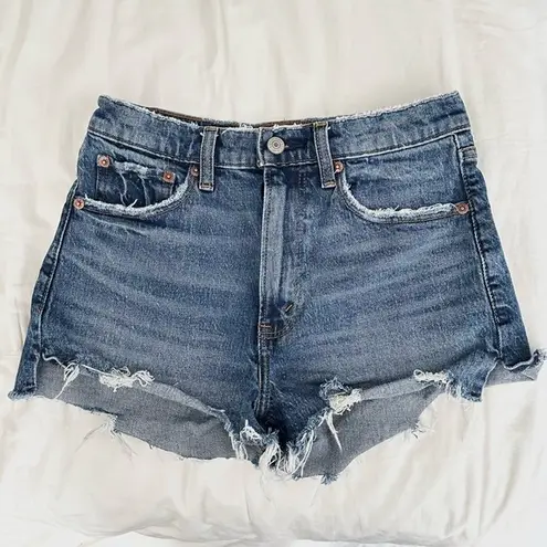 Abercrombie & Fitch Abercrombie high rise mom short jeans