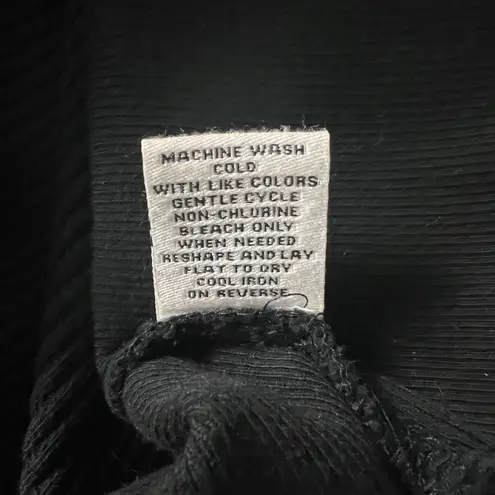 Style & Co Shark Bite Hem Ribbed Black Top Size M Size M