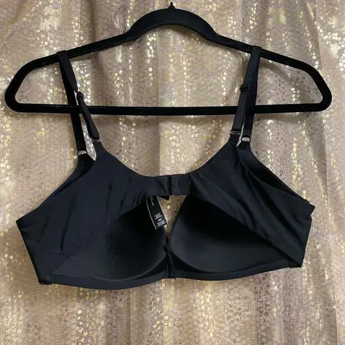 Victoria's Secret  Black Padded No Wire Wireless Smooth Bra 38B