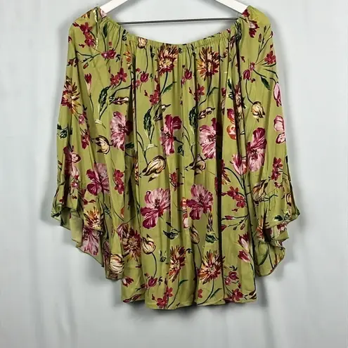 First Love  Boho Blouse Relaxed Fit Stretch Neckline Ruffle 3/4 Sleeves Floral M