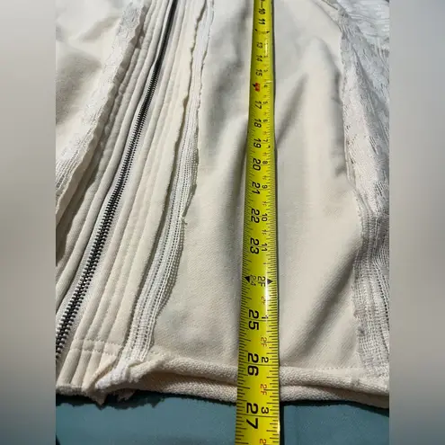 Olí & Hali oversized short sleeve zip up hoodie Size S