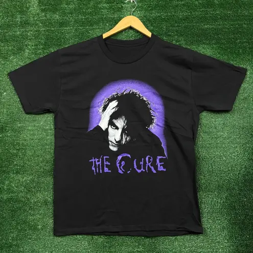 The Cure Robert Smith The Head on the Door Gothic Metal Band Tee L
