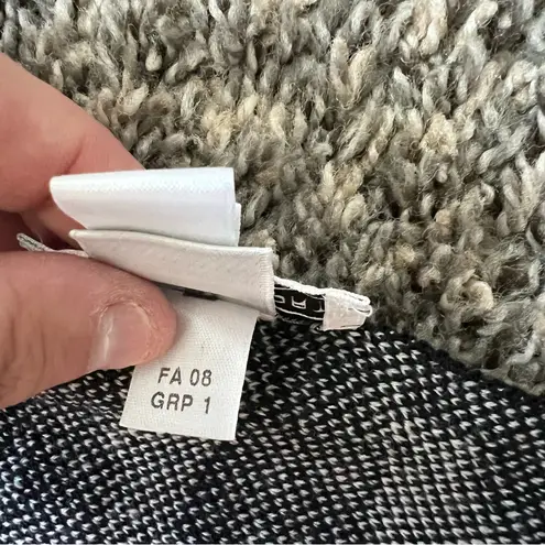 St John Sport Women’s Black Animal Print Blanket Shawl Scarf Wrap One Size