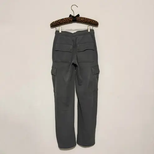 Aritzia TNA grey cargo joggers/sweats