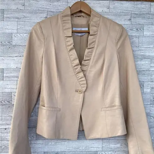 Max Mara leather jacket ruffle collar size 4