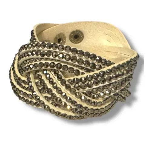 Vintage Y2K Womens Chunky Rhinestone Studded Leather Cuff Bracelet Edgy Western Gray