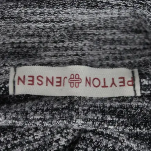 Peyton Jensen Marled Gray Knit Top Curved Hem L