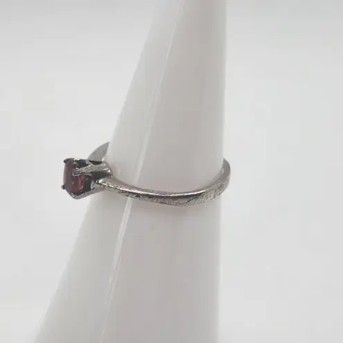 Sterling Silver & Garnet Ring (5.75) Red