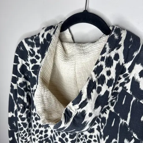 Saltwater Luxe Annie French Animal Print Pullover Hoodie Tan Medium MSRP $92