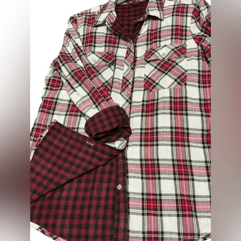 EMPYRE Plaid & Check Button Down Shirt S 19” P2P
Red/Black $88 Retail EUC Red