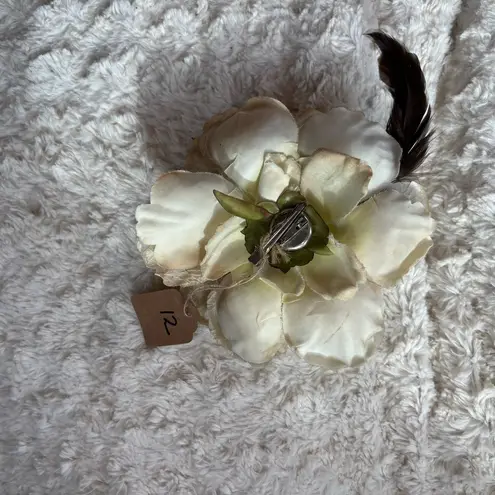 Handmade Elegant Floral Hair Clip - Black and Pink