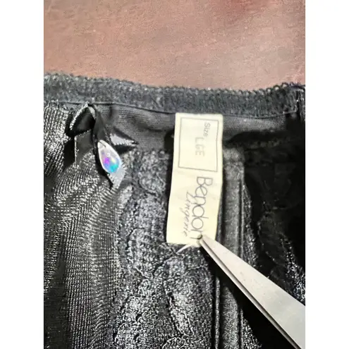 Vintage Bendon Lingerie Trousseau Black Lace Garter Belt Suspender LGE Size undefined