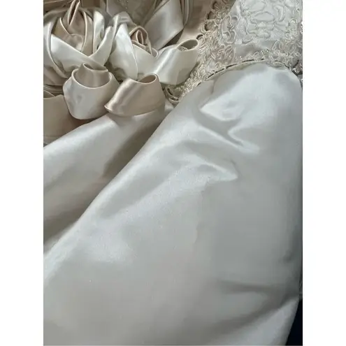 Mon Cheri Vintage White Brown Beaded Pearl Bow Sleeve Detail Satin Ballgown Wedd