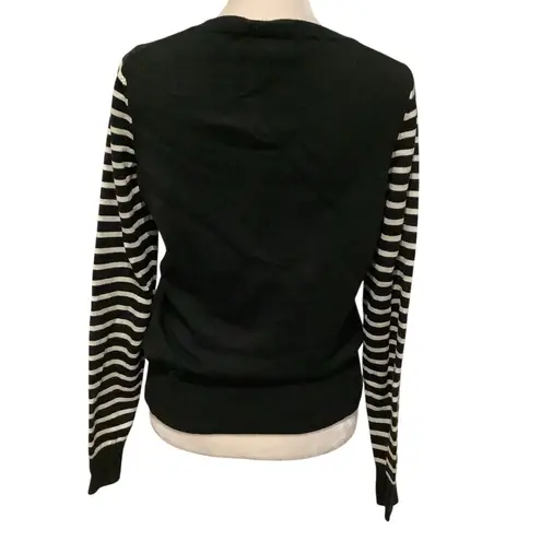 Banana Republic  Black and White Bow Sweater. Excellent Condition. WORN ONCE