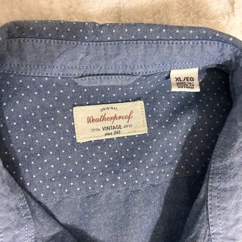 Weatherproof Blue Blouse with Soft Fabric and Relaxed Fit