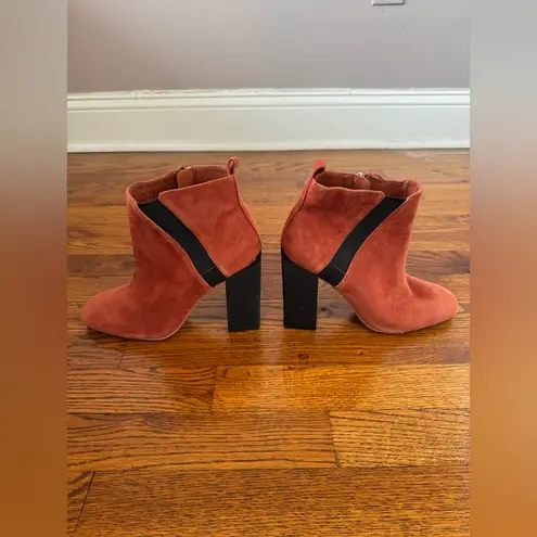 Halston Heritage Halston Women’s Heritage Peregrun Suede Ankle Bootie Block Heel Size 7