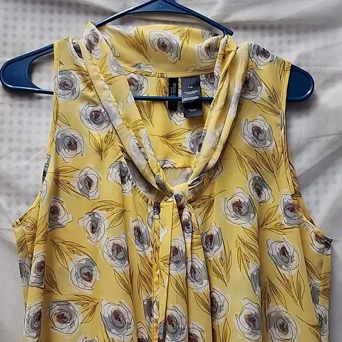 Bisou Bisou Button Down Blouse, Tie, Sz Large