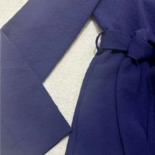 Tulle women's casual, preppy business navy blue button trench coat. Size small