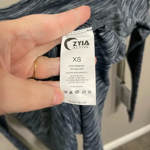 Zyia NWT Split Back Long Sleeve Athletic Workout
Top: Charcoal Grey Spacedye XS