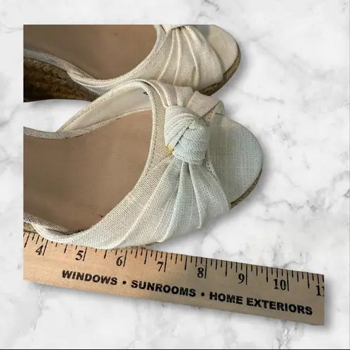 Montego Bay Club Stylish Beige Wedge Sandals with Knotted Detail Women's 9