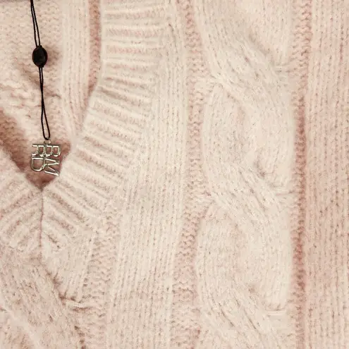 Rumored Oversized V Neck Cable Knit Sweater Size XS Pink New