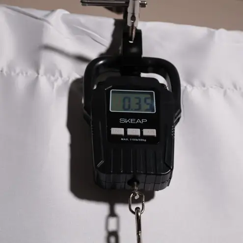 Vintage Red Satin Sleeveless Camisole Top Blouse Holiday Sexy Date Womens Large Red