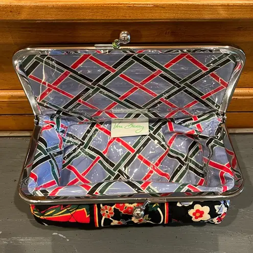 Vera Bradley NWT  Kiss & Make Up Versailles Cosmetic Bag - Retired