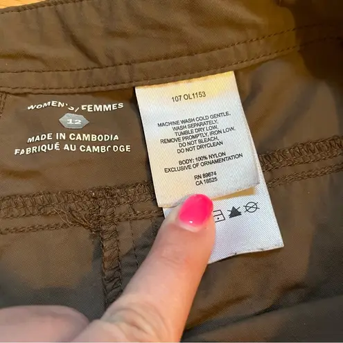 Mountain Hardwear Mountain hardware women’s brown capris size 12