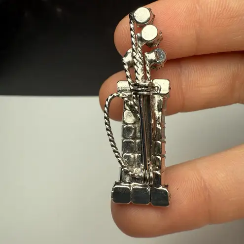 Rhinestone Golf Bag With Clubs Silver Tone Brooch Pin Golfing