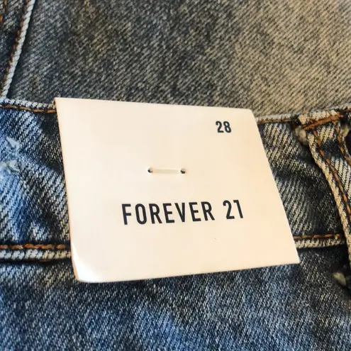 Forever 21  nwt Jean skirt size 28