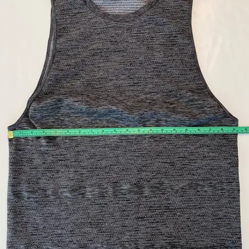 Saucony Seamless Stretch Muscle Tank Top Grey Charcoal Spacedye Breathable Large
