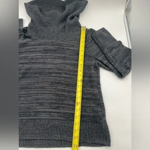 Sonoma wide neck turtleneck sweater size Large in excellent condition!