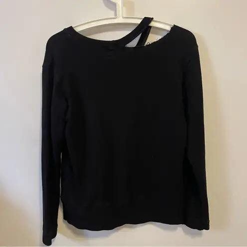 Monrow ripped shoulder sweatshirt black Size M