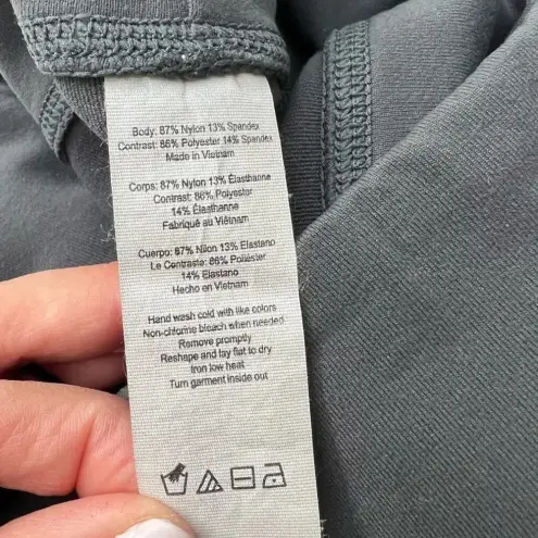 Alo Yoga  Moto Leggings‎ in Anthracite Grey