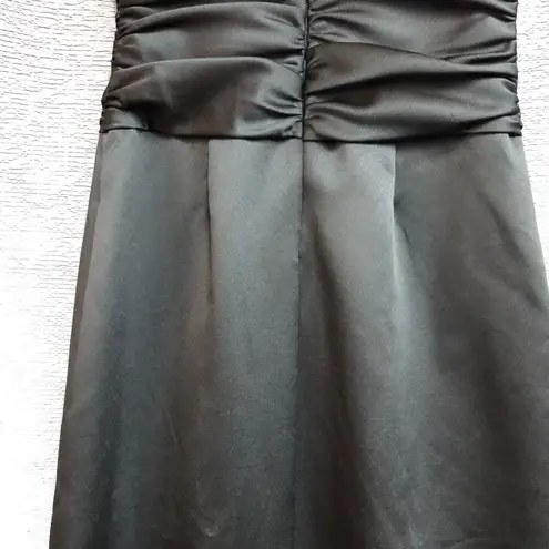 David's Bridal David’s bridal size 2 black satin long pencil skirt gown has V-neck