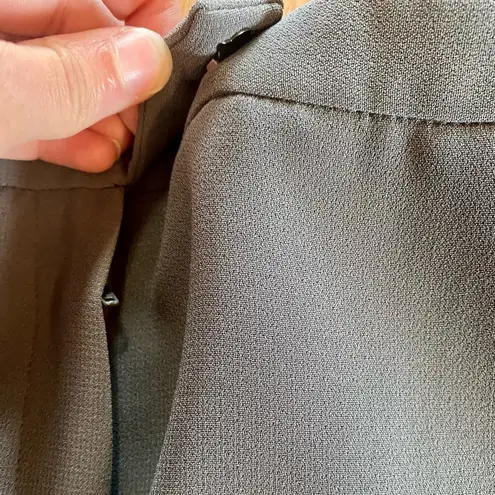 Tahari Levine Vintage Gray Loose Straight Leg Dress Pants Womens 10