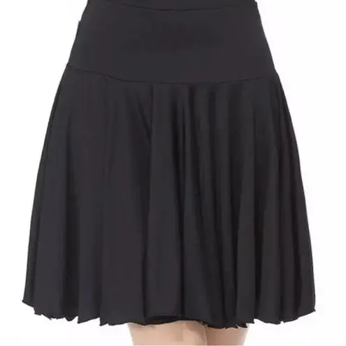 Norma Kamali skirt size 2XL Stretchy Fabric Elastic Waist Flared Pleated Black