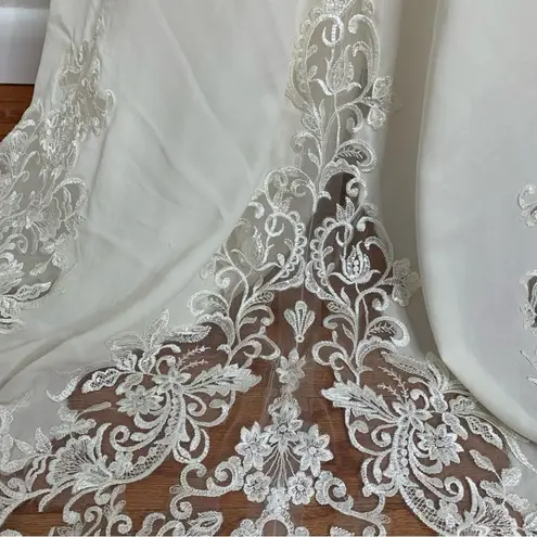 David's Bridal Galina Signature Long Sleeve Ivory Sheer Beaded Wedding Dress  4