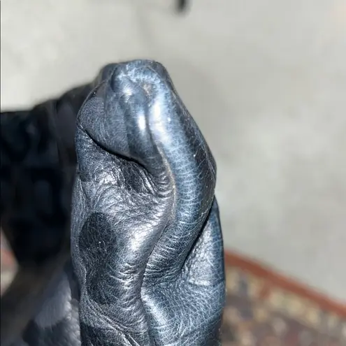 Andre Oliver Navy Blue Shoulder Bag with Snap Closure Gold