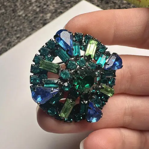 Prong Set Rhinestone Blue & Green Gunmetal Tone Round Brooch Pin