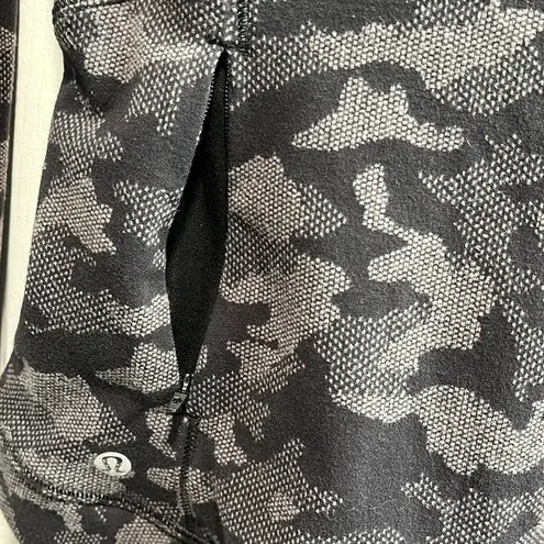 Lululemon  Close to Crossing Long Sleeve Riki Heritage Camo Black Women’s Size 4