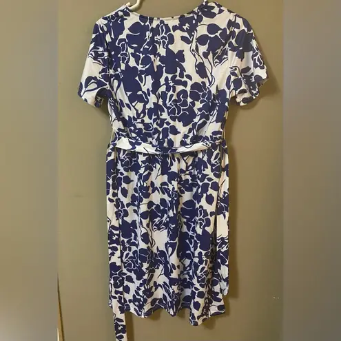 Tickled Teal  Floral Faux Wrap Midi Dress Blue & White With Tie NWT Medium