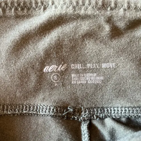 Aerie  Sage Green Active Leggings Woman’s‎ Size Small