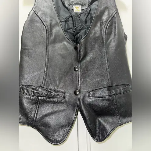 European Vintage Moto Leather Black Vest fits like a small