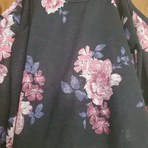 Living Doll Cold shoulder floral top