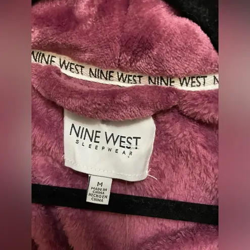 Nine West NWT  Plush Robe Hawthorne Rose Color Size M