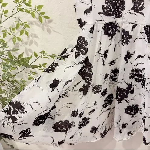 J.ING Jing White with Black Floral Print Fit and Flare Dress Size M NWT Size M