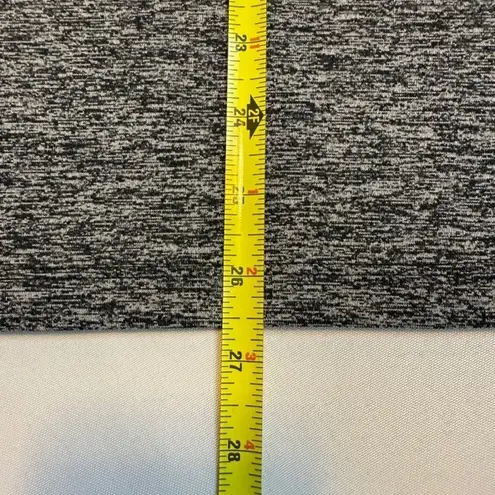 Under Armour  Womens Heat‎ Gear Athletic Shirt Sz XL Activewear Gym Workout #